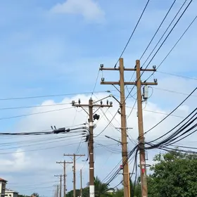 retirada de fios soltos